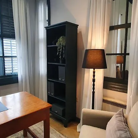 Nyaraló Phaedrus Living: Cozy Down Town House Aischylou Nicosia