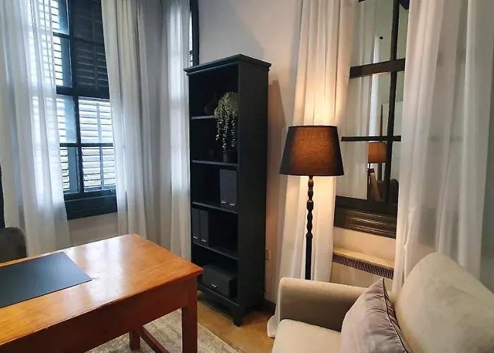 別荘 Phaedrus Living: Cozy Down Town House Aischylou ニコシア